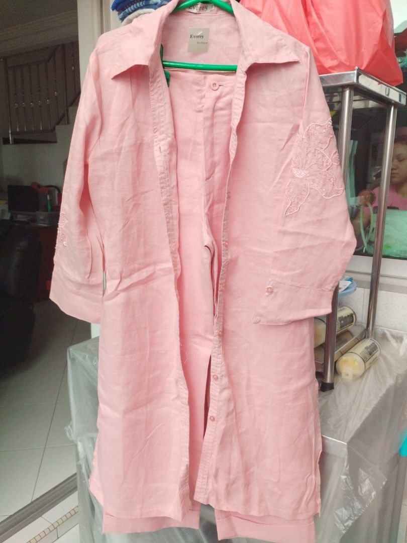 top-and-bottom-one-set-women-s-fashion-muslimah-fashion-tops-on