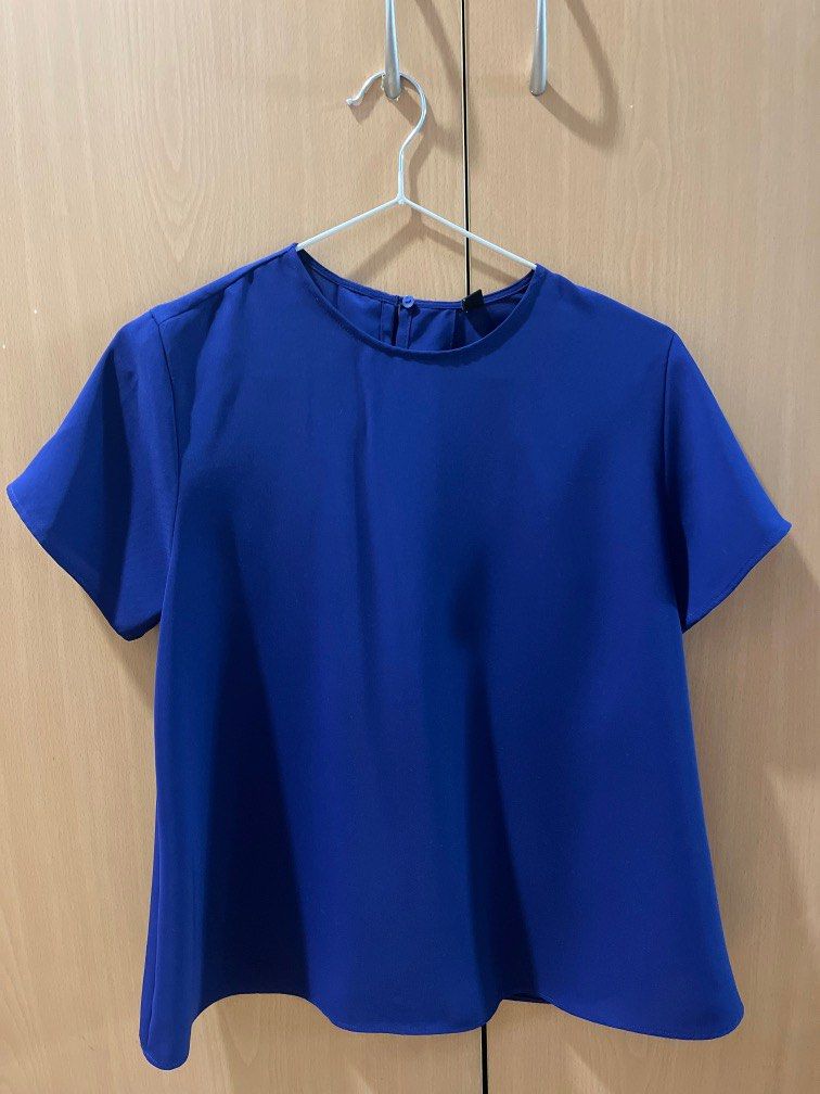 university blue low top