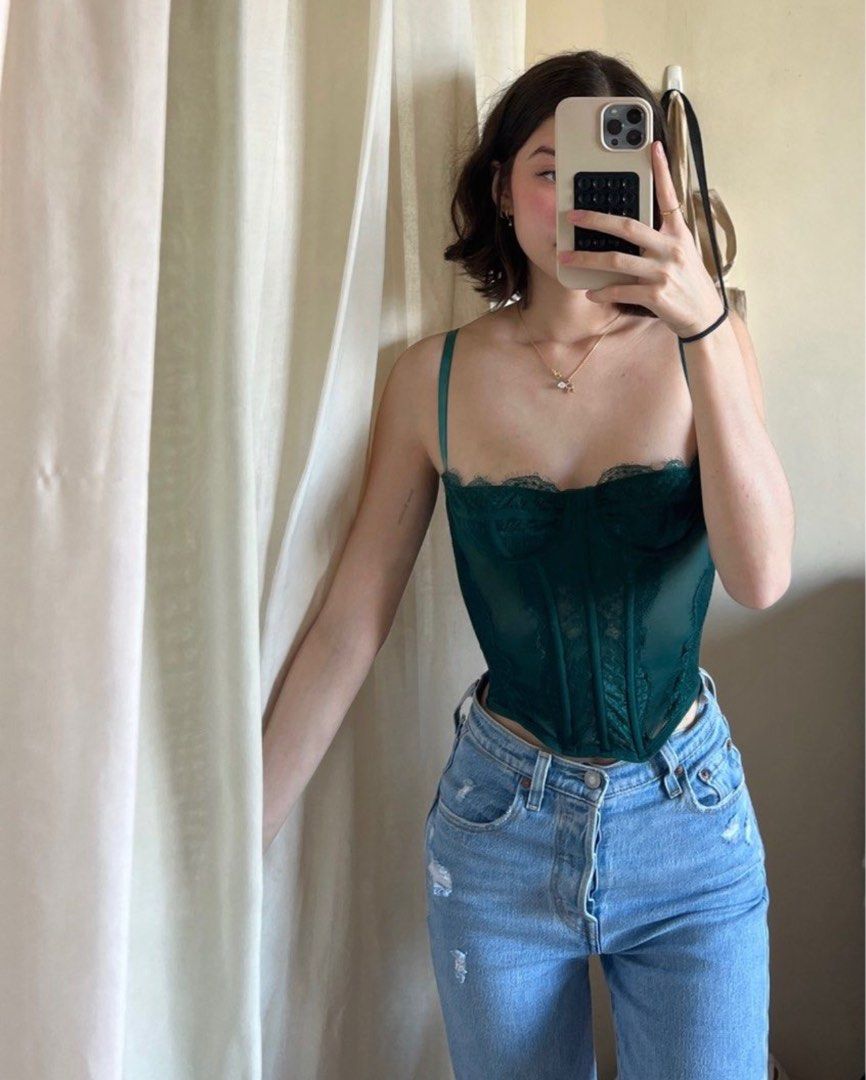 Urban outfitters (Out from Under) - Modern Love Corset ins