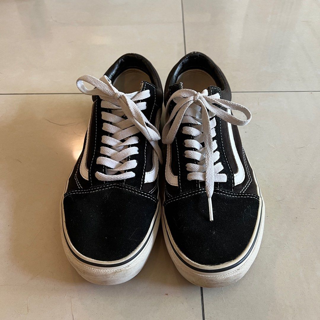 Black vans old 2025 skool size 6