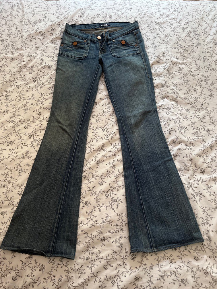 vintage y2k rock and republic flared jeans low rise downtown girl 70s