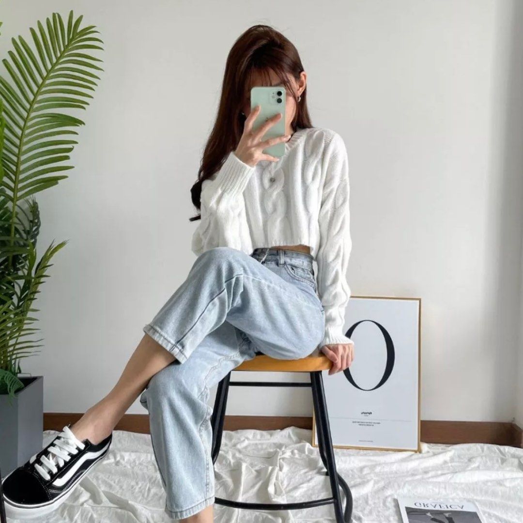 white cable knit crop sweater top petite