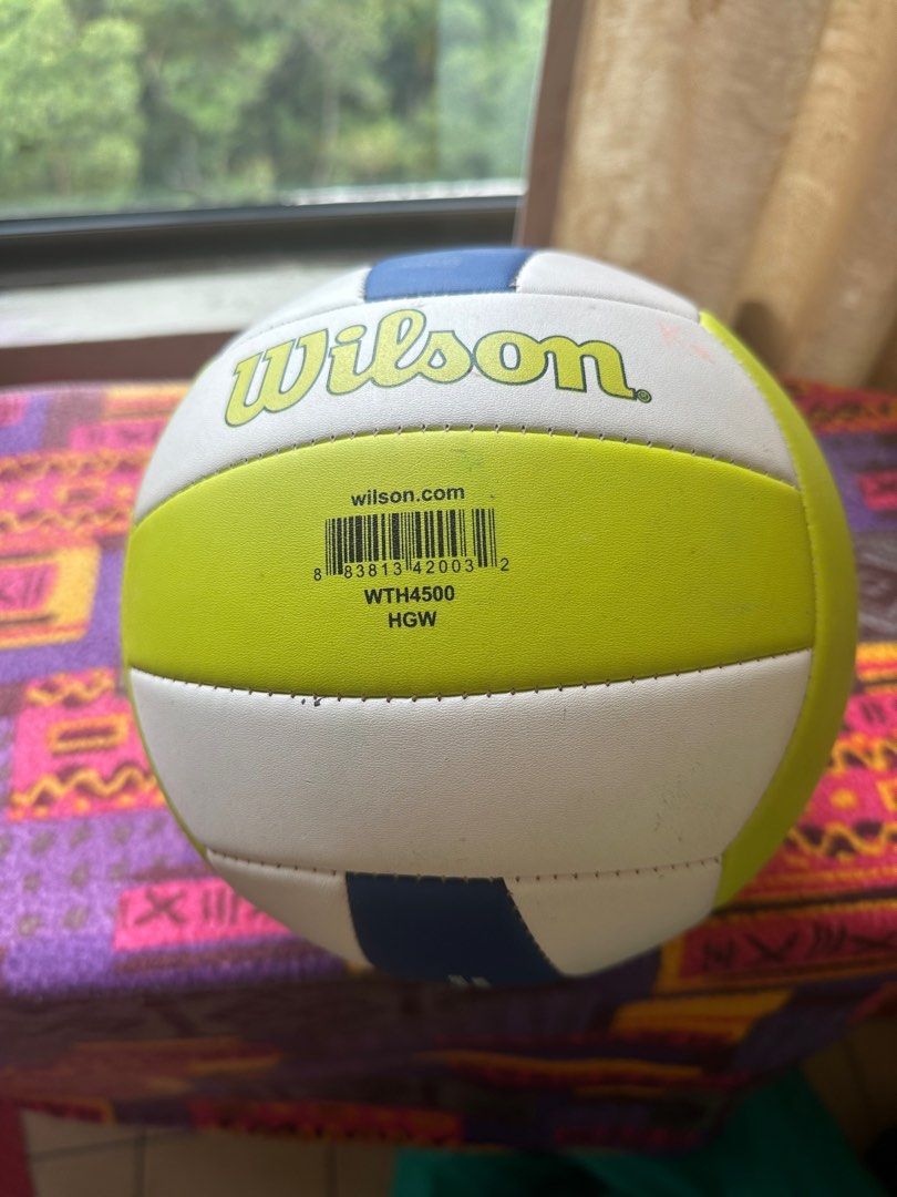 Wilson volleyball, Sports Equipment, Sports & Games, Racket & Ball