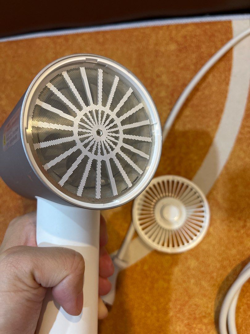 Xiaomi hair dryer H500, Women's Fashion, Watches & Accessories, Hair
