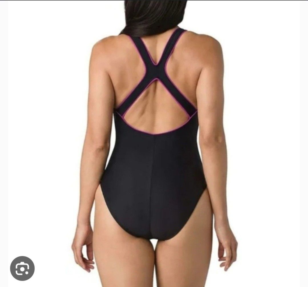 L Xl Speedo Ultraback One Piece Swimsuit On Carousell