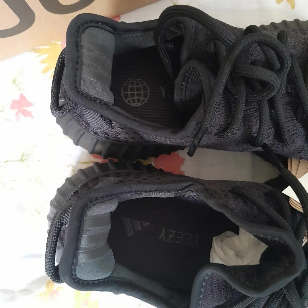 Yeezy mens to womens hotsell