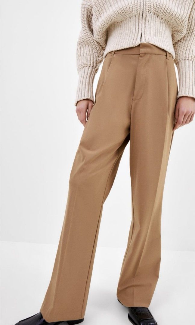 Zara High Waist Wide Leg Trousers in Cream Size XS, Women's Fashion,  Bottoms, Other Bottoms on Carousell