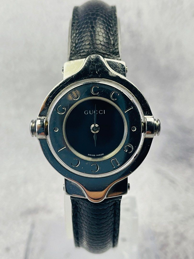 230255d Gucci Women s Bangle Quartz Watch