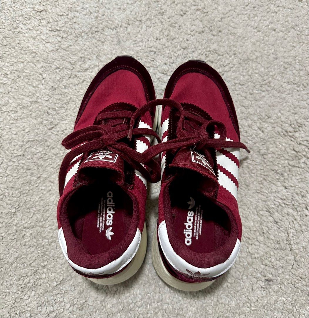 Maroon adidas shop shoes womens