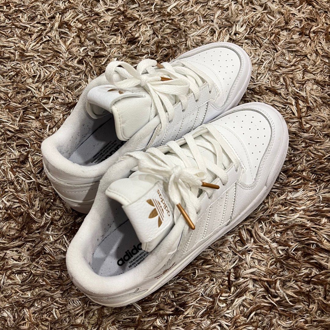 All white on sale adidas sneakers womens