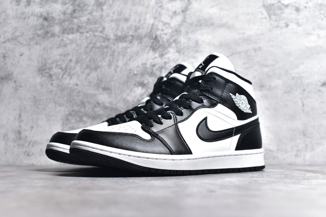 Air jordan 1 panda black white hot sale