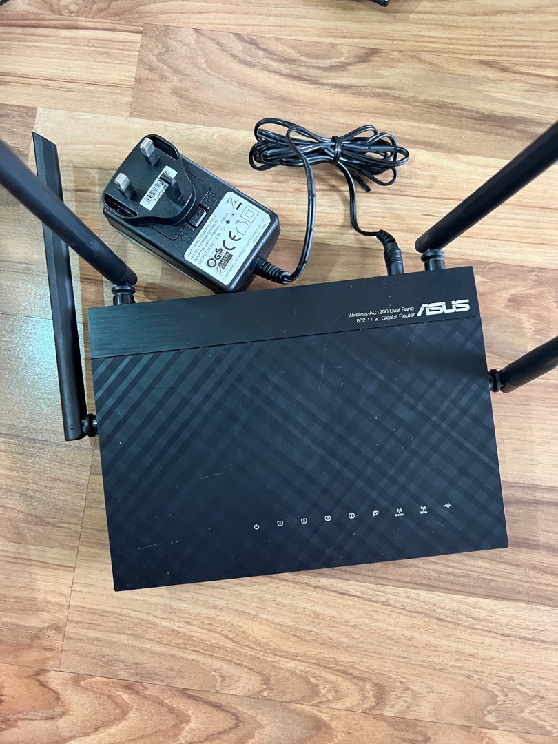 Asus AC1200, Computers & Tech, Parts & Accessories, Networking on Carousell
