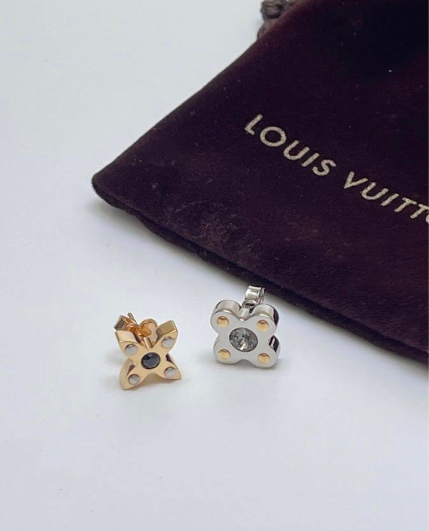 LOUIS VUITTON ESSENTIAL V STUD EARRINGS, Luxury, Accessories on Carousell