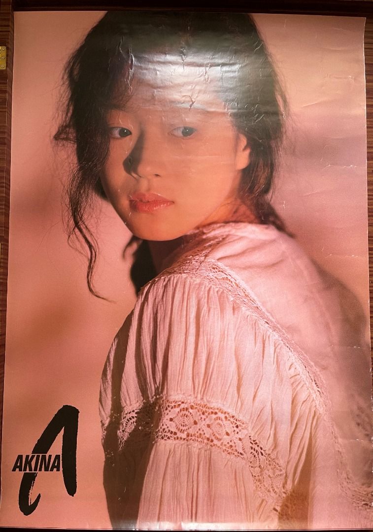中森明菜ポスター(48)  明治製菓  景品  B1  紙厚 中森明菜ポスター(48) 明治製菓 景品 B1 紙厚（SHOWROOM