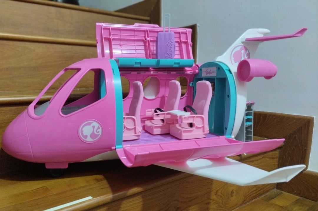 Barbie Dreamplane Airplane Playset With Puppy And Snack Cart
