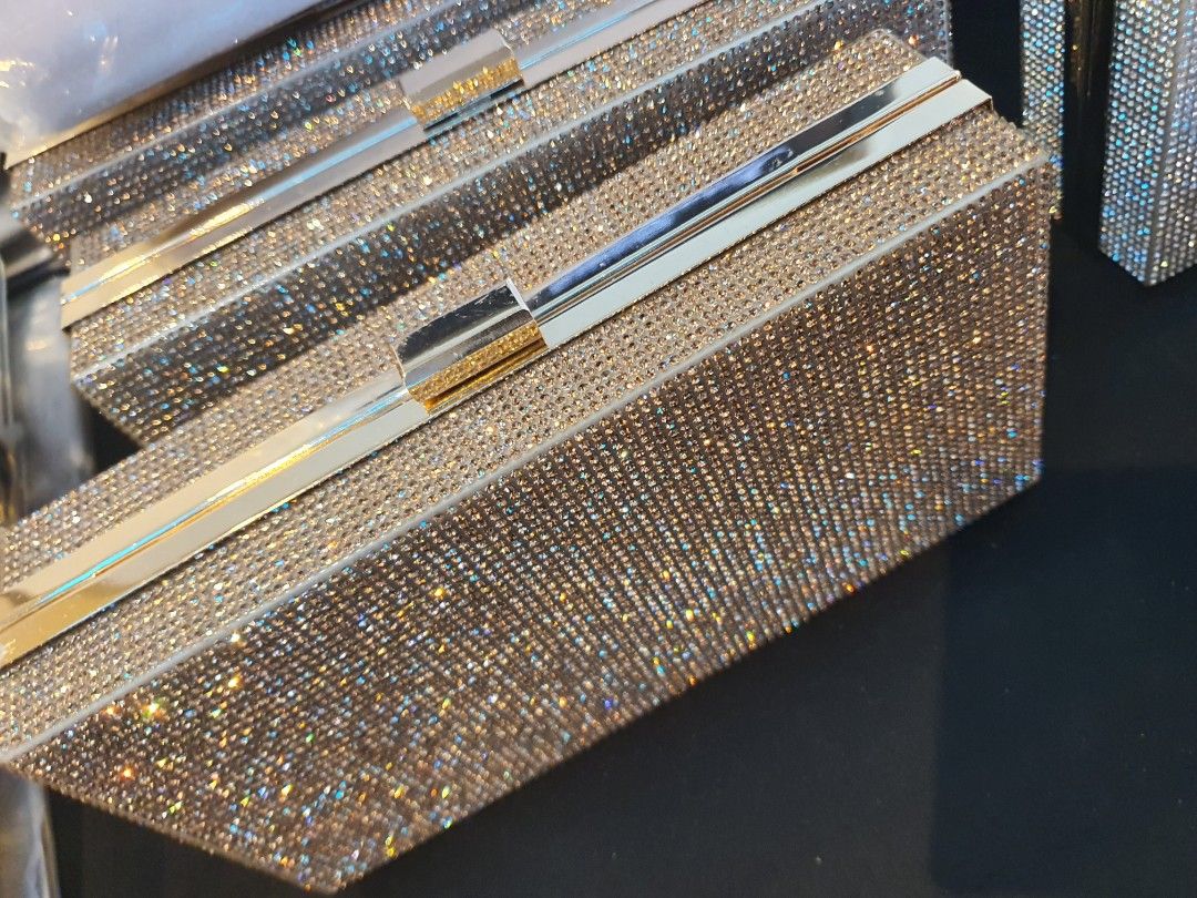 Beautiful Shiny Glitter Rhinestones Crystal Jewellery Box Clutch