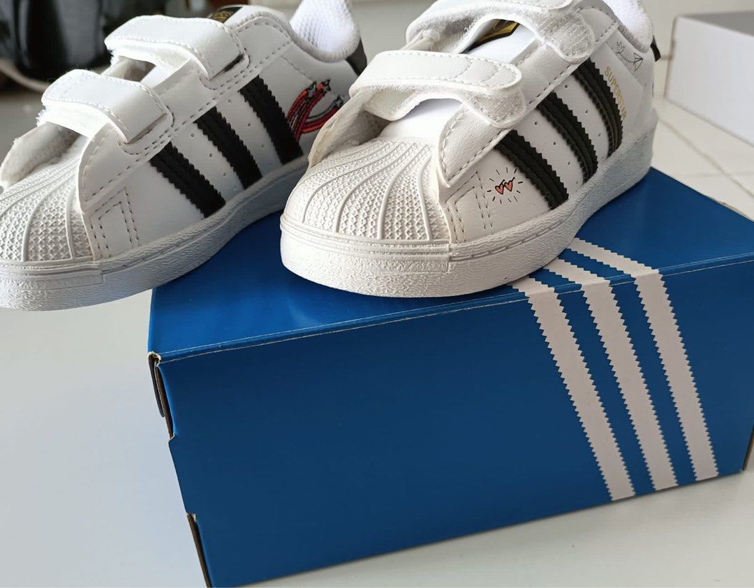 BNIB Adidas Superstar CF I