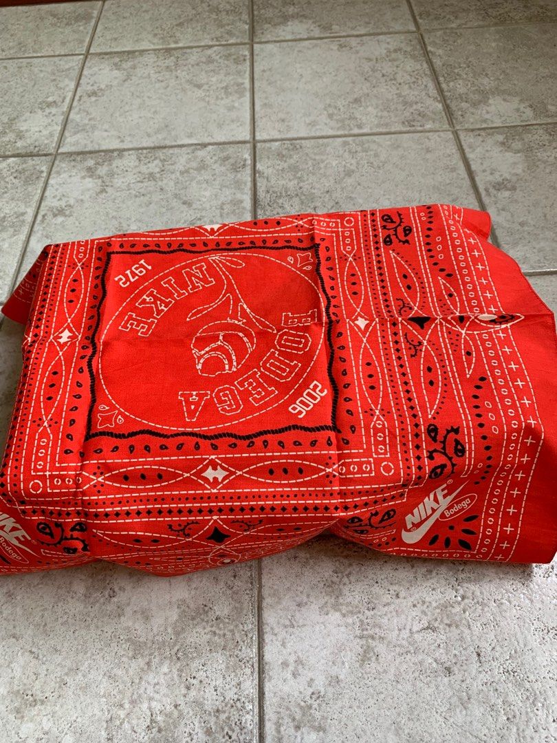 bodega nike bandana