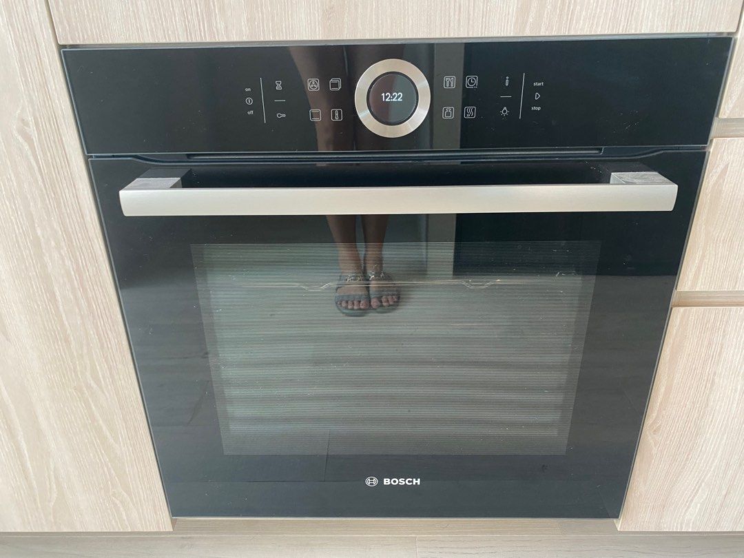 Bosch Built In Oven (used), TV & Home Appliances, Kitchen Appliances