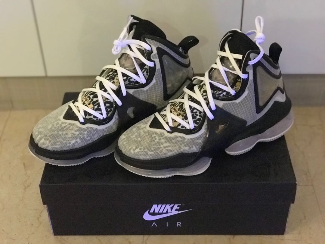 Brand new lebrons store