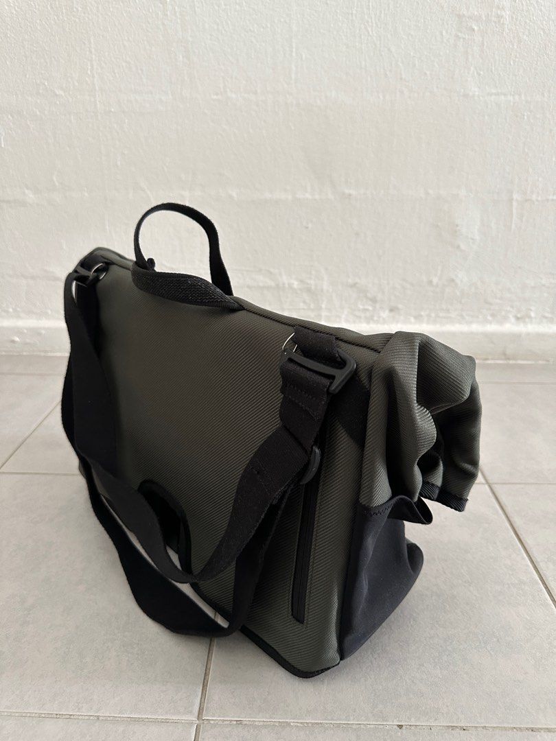 Borough Roll Top Bag Medium