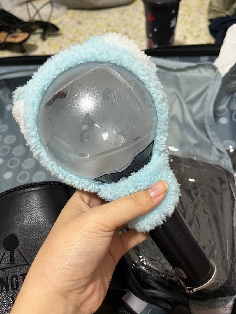 BTS Ver. 3 Army Bomb Lightstick + JHope BT21 cover + YNWA army bomb