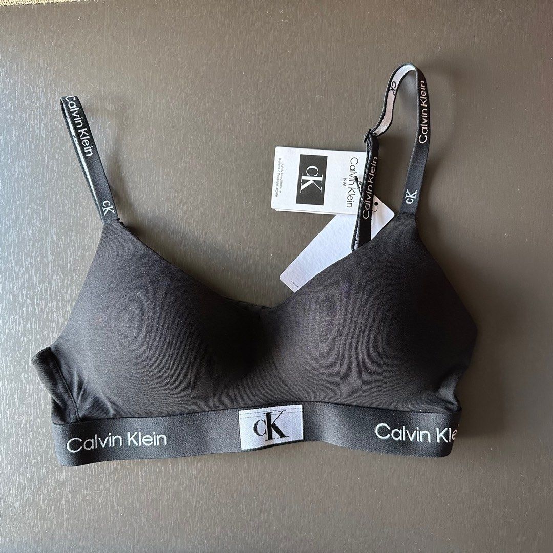 Calvin Klein Bra (Jennie 同款）(Color : Black) CK 黑色胸圍女裝內衣, 女裝, 內衣和休閒服-  Carousell