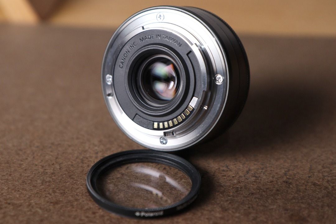 canon 22mm lens hood