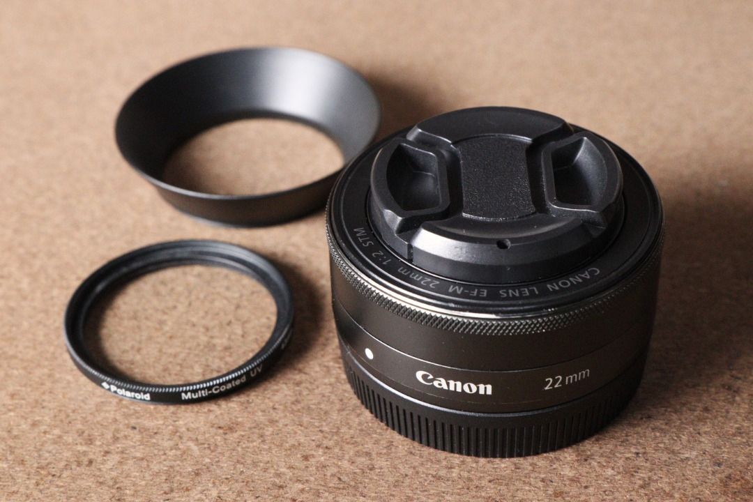 canon 22mm lens hood