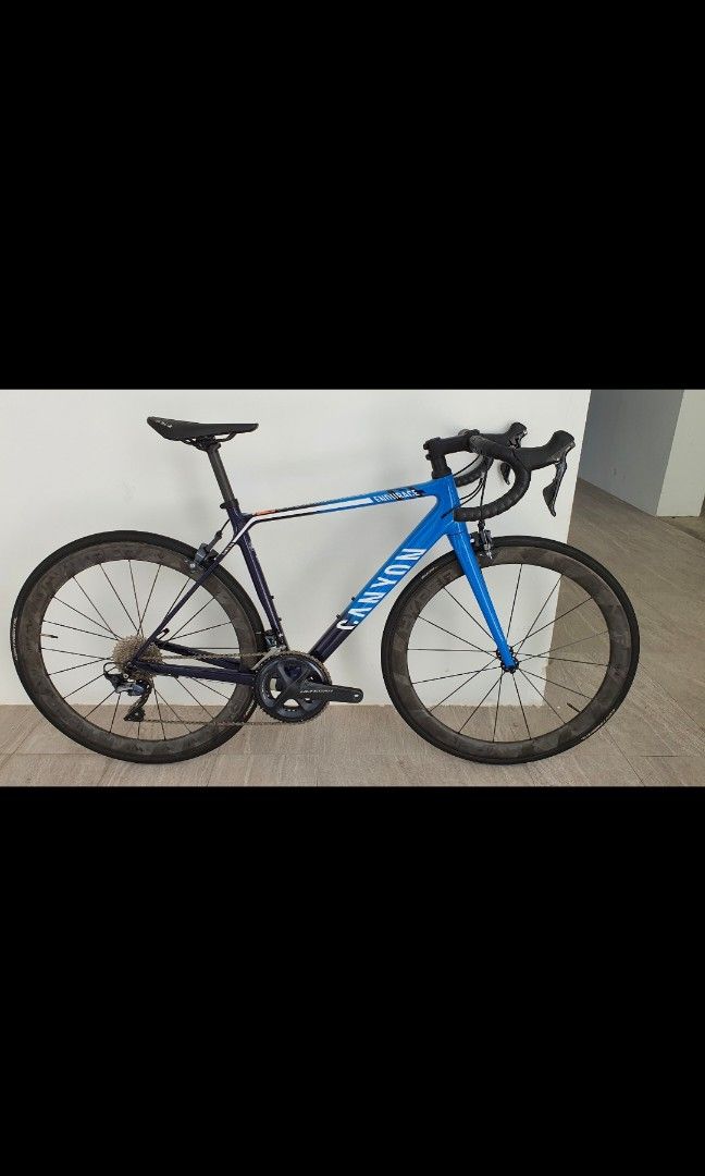 Canyon Endurace CF8 Ultegra Rimbrake S size, Sports Equipment