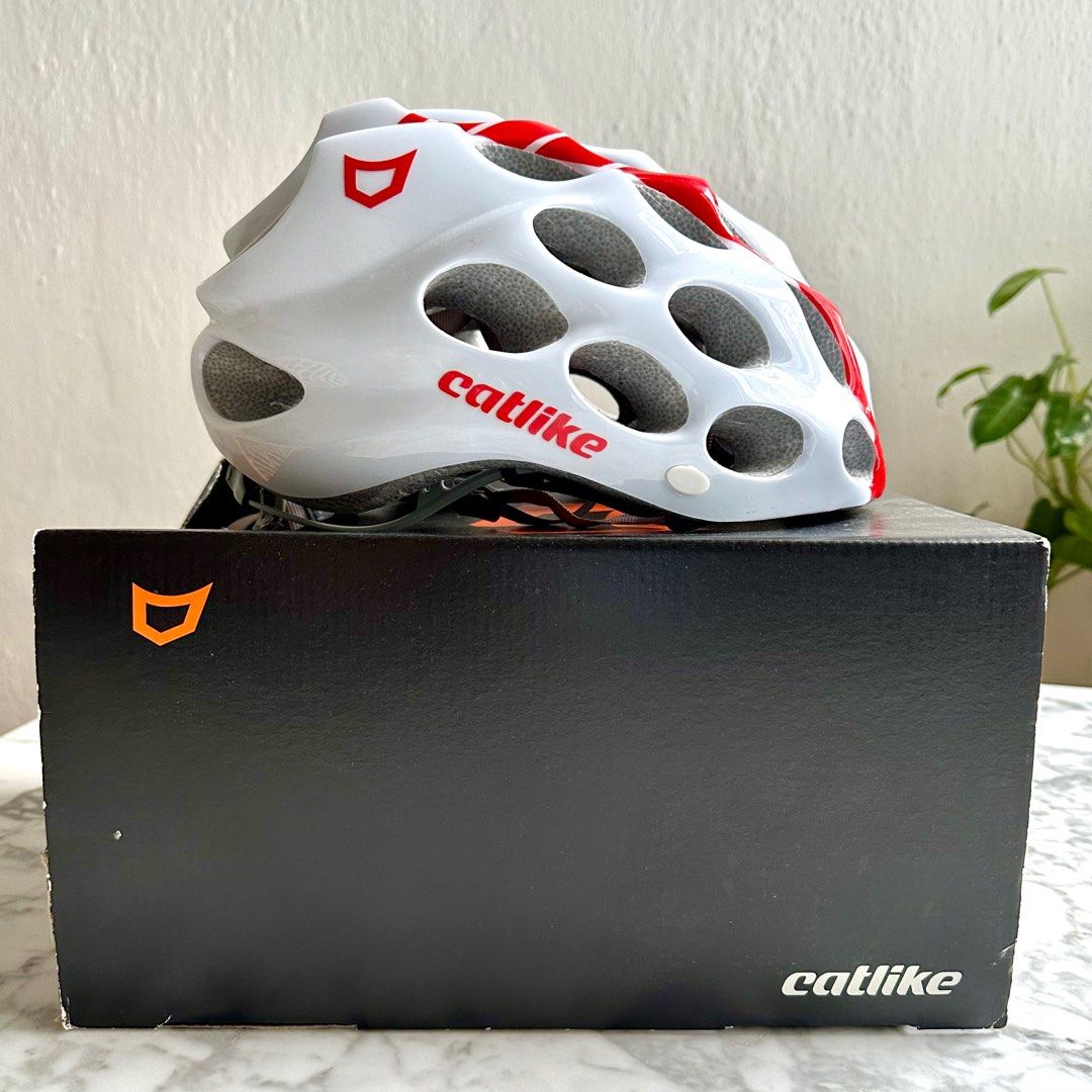 Casco catlike whisper hotsell