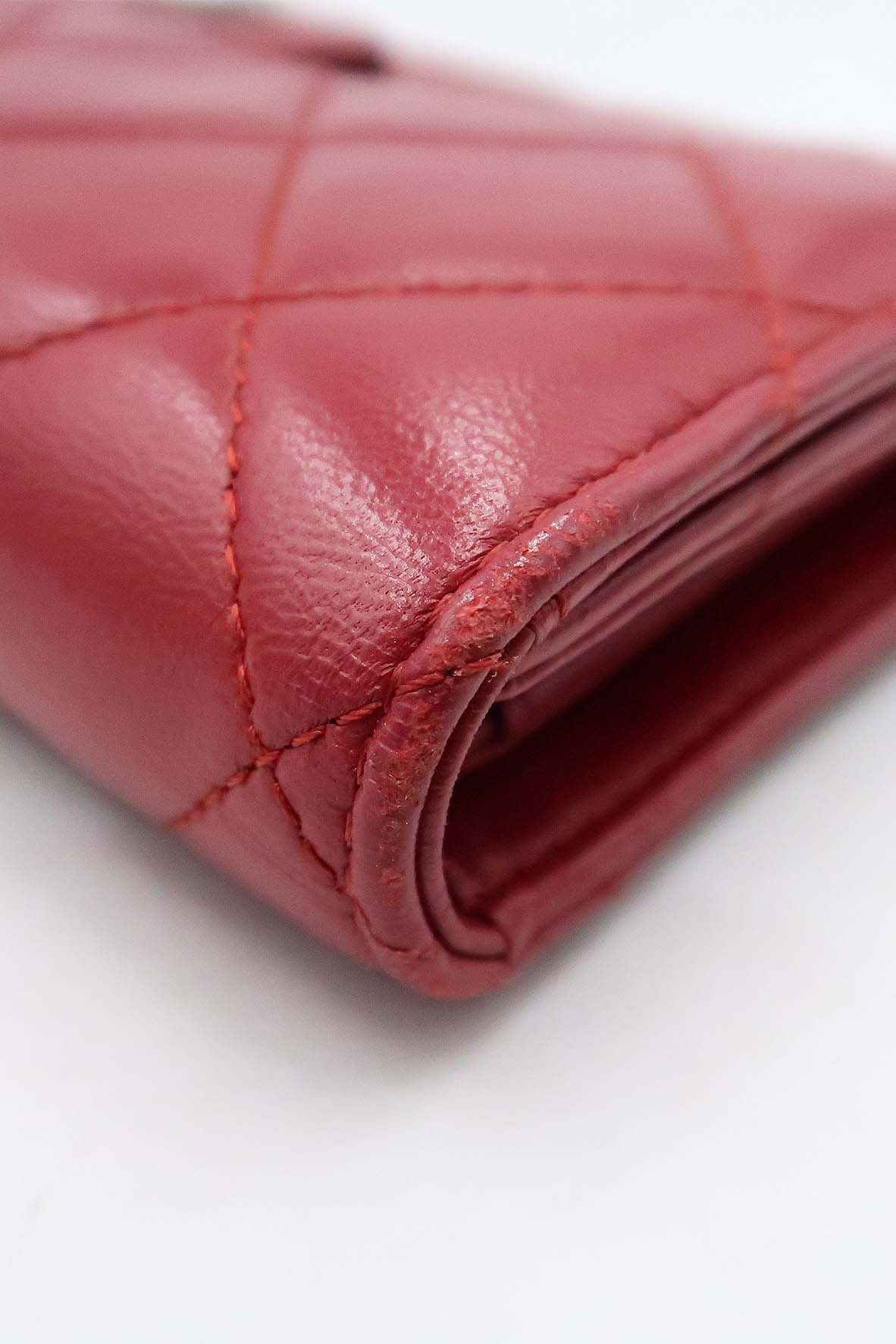 Chanel Classic Interlocking CC Long Wallet in Lambskin Red, Luxury