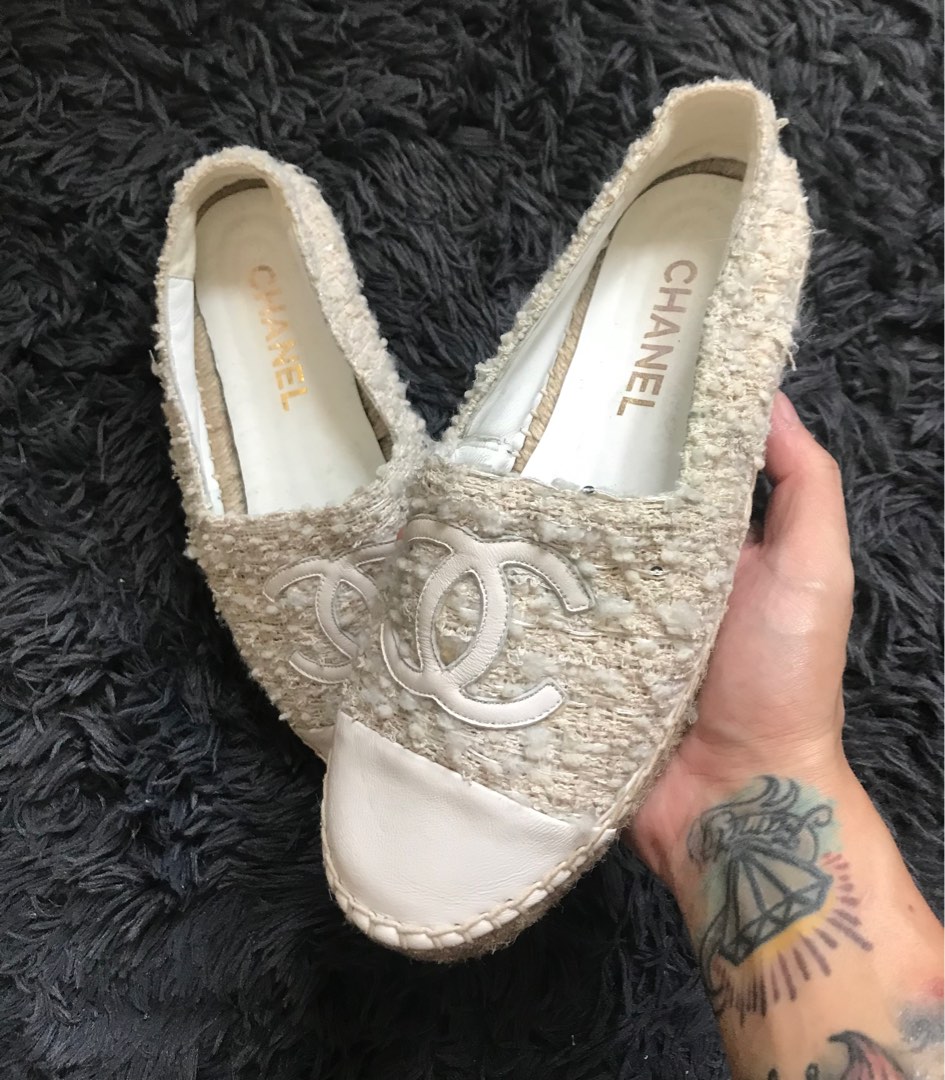 CHANEL TWEED ESPADRILLES IN WHITE, Luxury, Sneakers & Footwear on Carousell