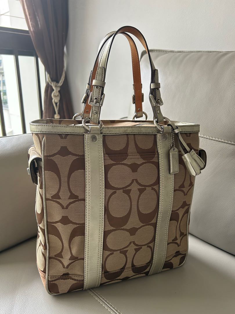 Tan coach best sale tote