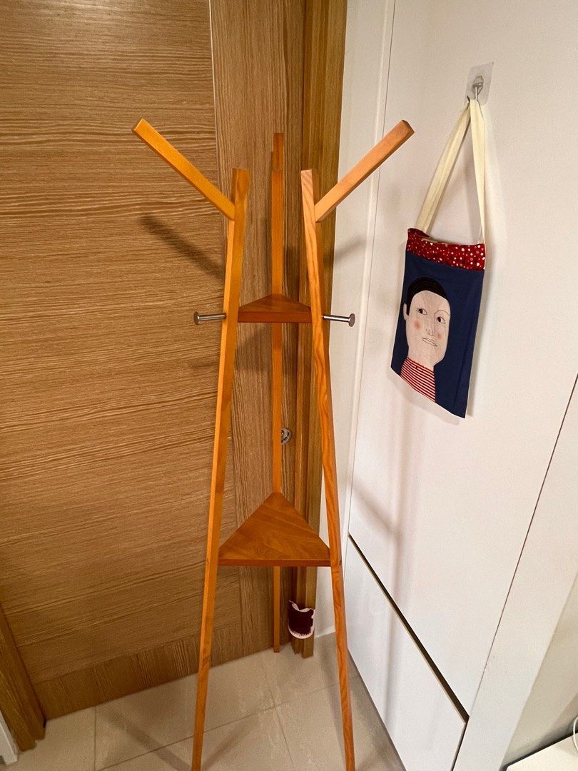 Corner triangle Clothes hanger hanging com display rack rack wooden ...