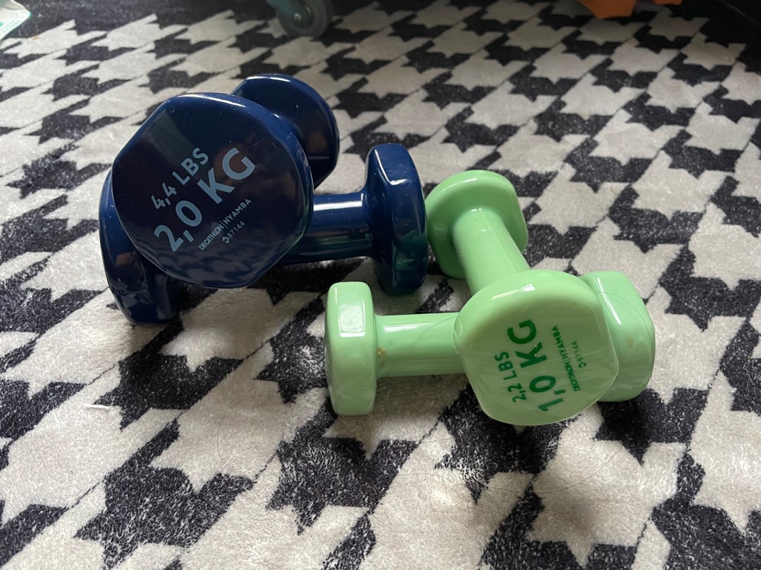 Decathlon weights set 1kg + 2kg, Sports Equipment, Exercise & Fitness