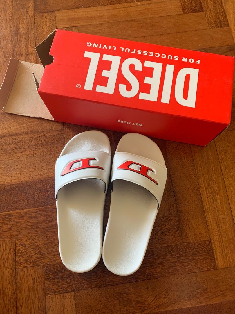 Diesel slippers hotsell