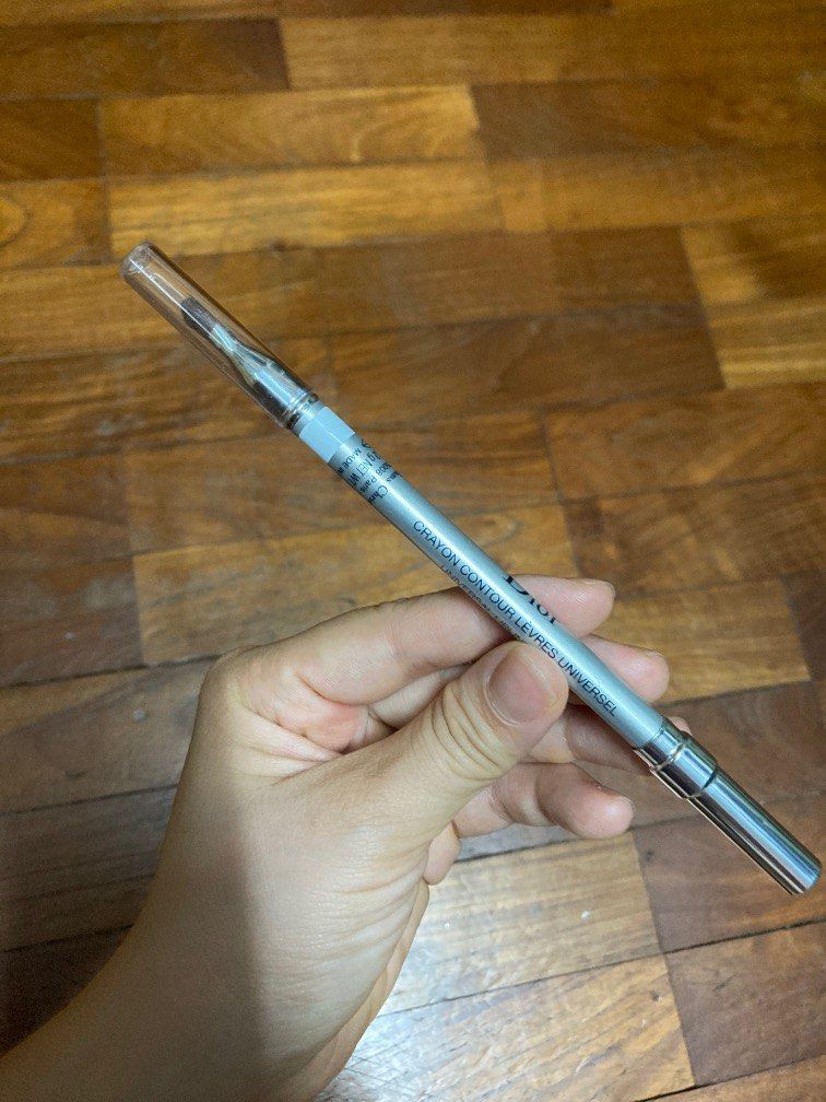 DIOR Universal Lip Liner, Beauty & Personal Care, Face, Makeup on Carousell