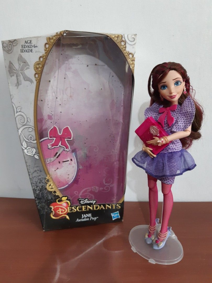 A Disney Descendants Doll Update Review