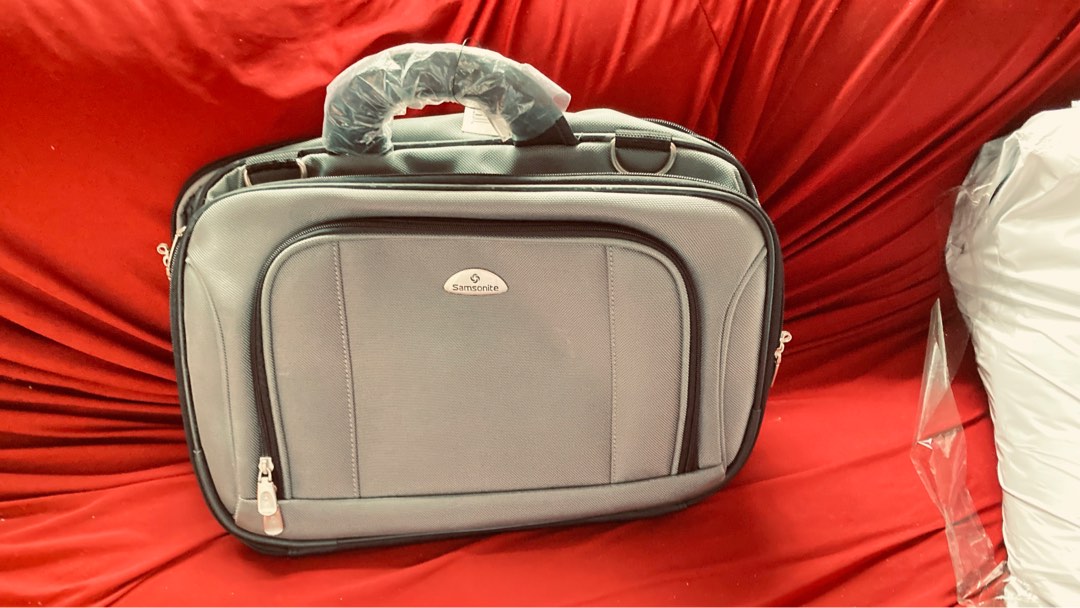 Samsonite Document/laptop bag , Hobbies & Toys, Travel, Luggage on