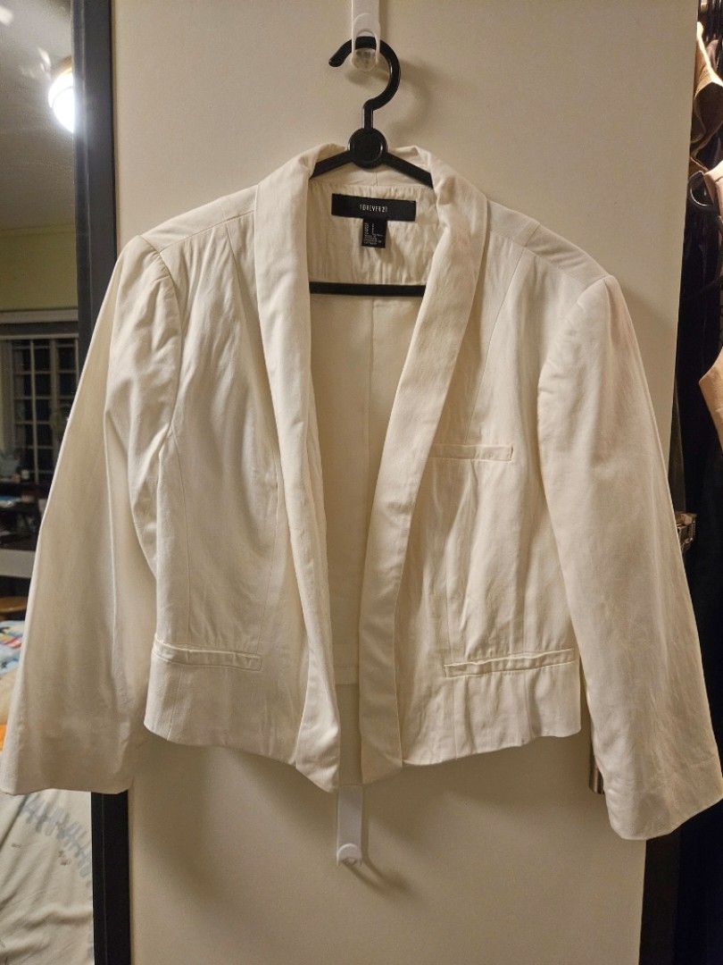 Forever 21 white cropped blazer, Women's Fashion, Coats, Jackets