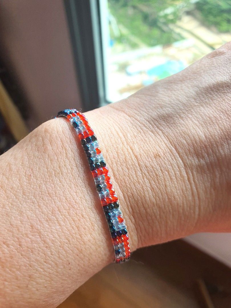 Friendship shop band bracelet