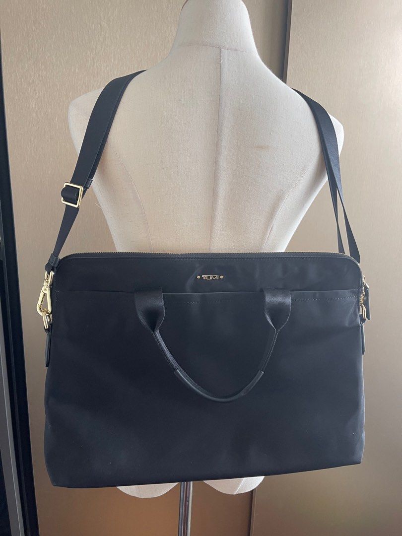 joanne laptop carrier tumi