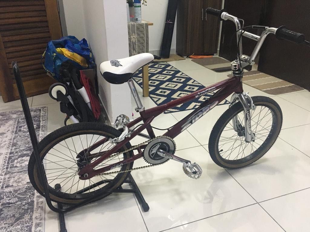 HARO F3 Complete Bike Sports Equipment Bicycles Parts