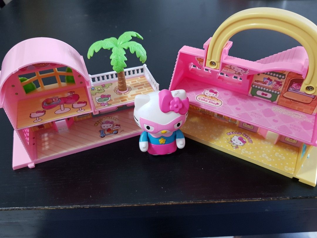Hello Kitty playset and friends, Hobbies & Toys, Toys & Games on Carousell