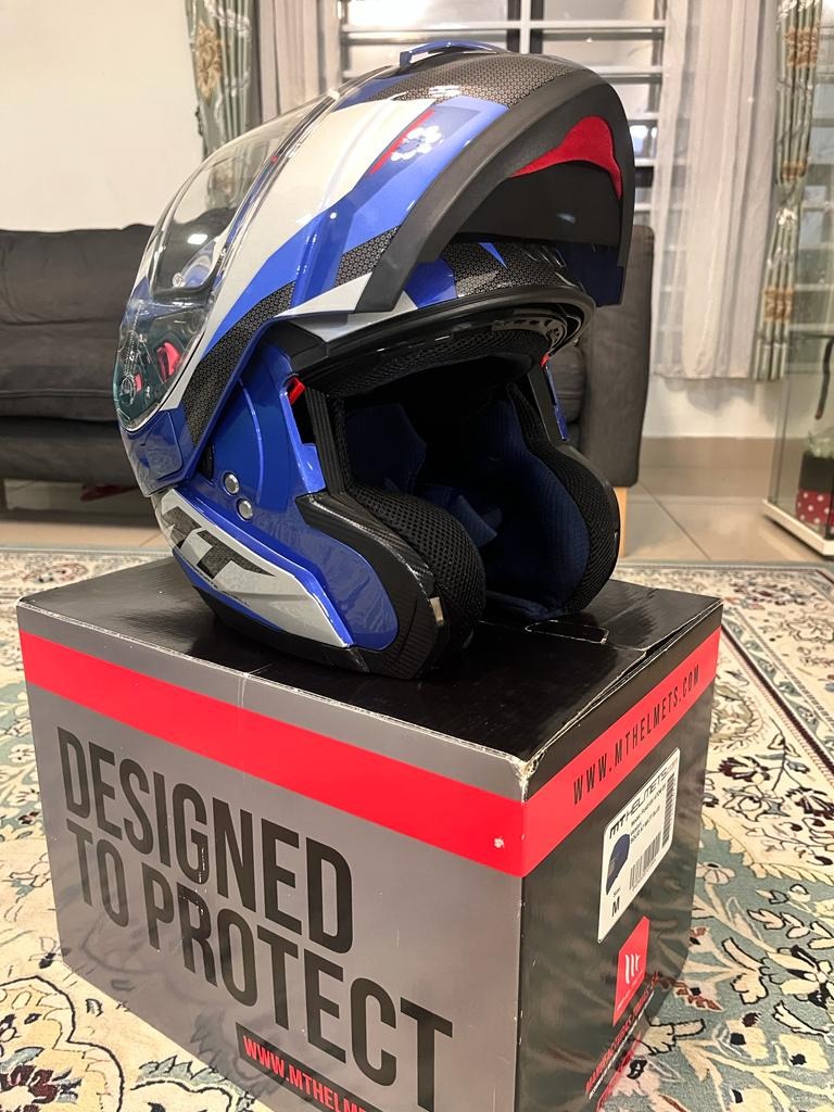 Helmet Modular (Flip-Up), Motorbikes on Carousell