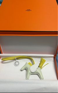（分類：）位於 。 由 etbebe 提交（商品編號 1248754192，圖片 1）。簡介： 。