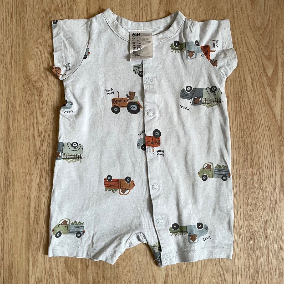 H&m store rompers baby