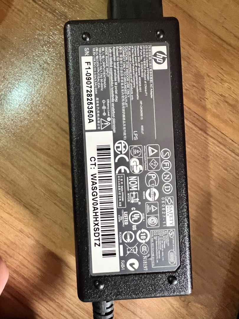 HP/ Dell power adapter, Computers & Tech, Parts & Accessories, Cables