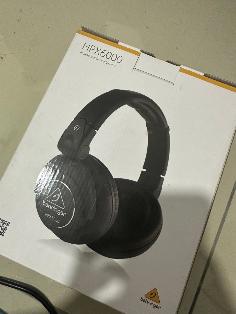 Behringer hpx6000 hotsell professional dj headphones